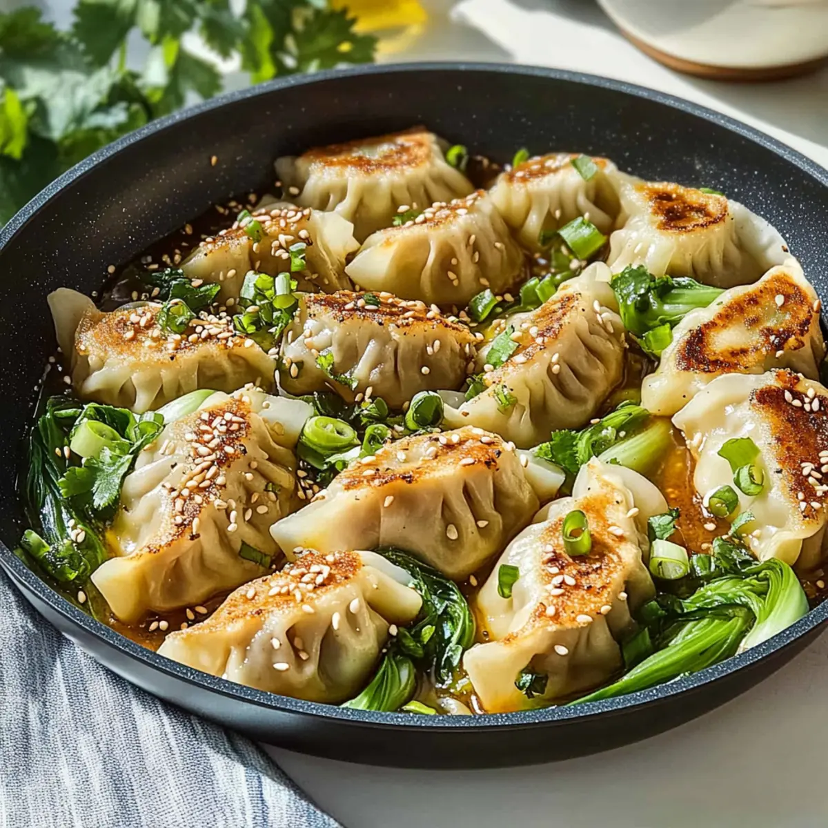 One Pan Dumpling Dinner That Will Wow Your Taste Buds 4 f880cbda ca28 40c1 a161 b99f3ce5501fbr tonprr