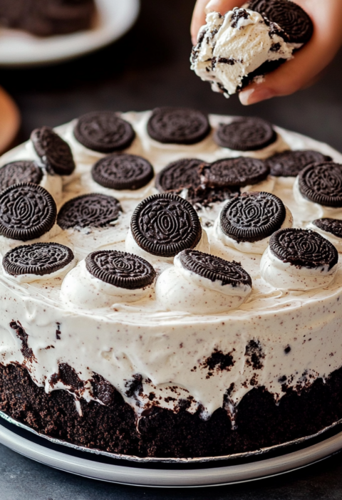 Cookies and Cream Ice Cream Cake - The Ultimate No-Bake Party Dessert