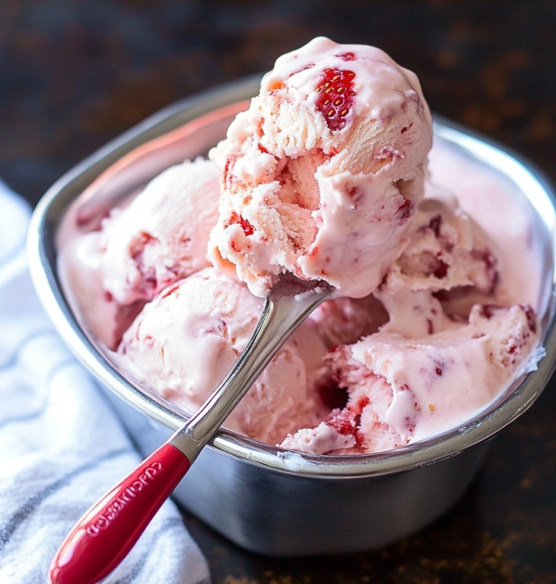 Strawberry Ice Cream Recipe for Perfect Summer Treats